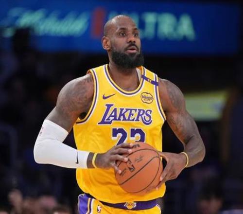 詹姆斯总分,突破,创职业生涯,安博体育平台,安博体育官方网站,安博体育登录入口,安博体育app下载