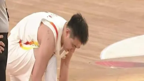 齐藤光毅短期加盟英冠女王公园巡游者队